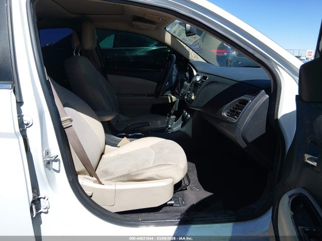 2013 Chrysler 200 Touring მანქანა იყიდება აუქციონზე, vin: 1C3CCBBB7DN578124, აუქციონის ნომერი: 44531544
