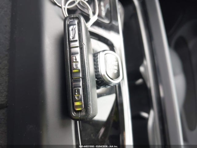 YV4L12RL4R1889456 Volvo Xc60 B5 Plus Dark Theme