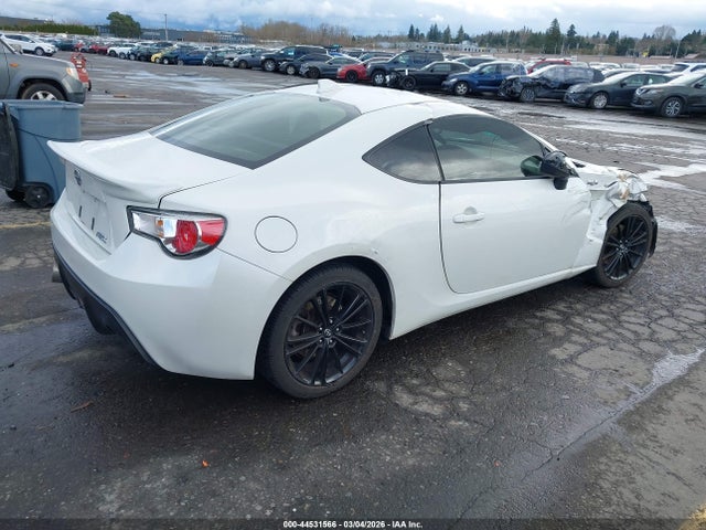 JF1ZNAA13F8707504 Scion FR-S