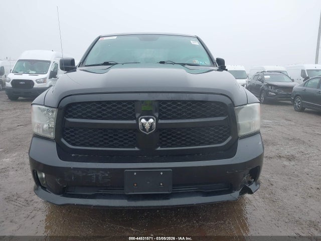 Продажа на аукционе авто 2017 Ram 1500 Express  4x4 6'4 Box, vin: 1C6RR7FG7HS861872, номер лота: 44531571