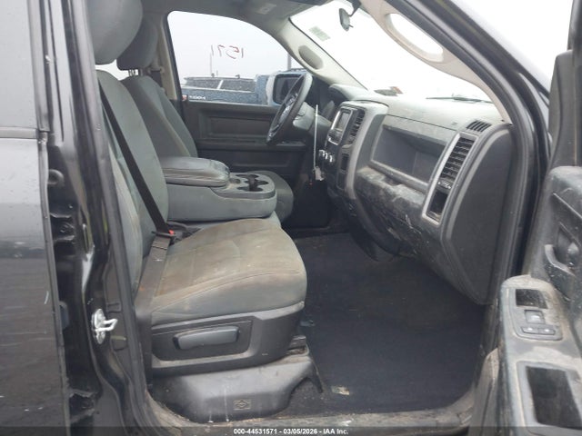 Продажа на аукционе авто 2017 Ram 1500 Express  4x4 6'4 Box, vin: 1C6RR7FG7HS861872, номер лота: 44531571