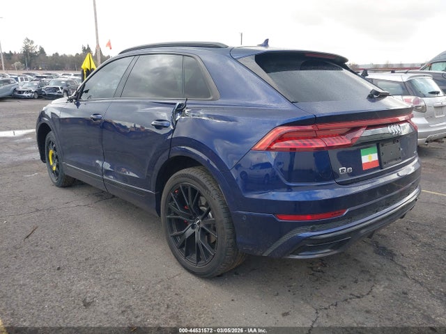 WA1EVAF11KD030532 Audi Q8 55 Premium