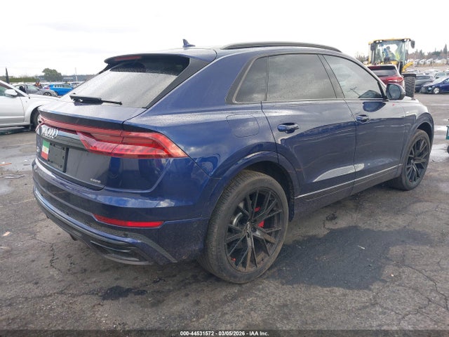 WA1EVAF11KD030532 Audi Q8 55 Premium