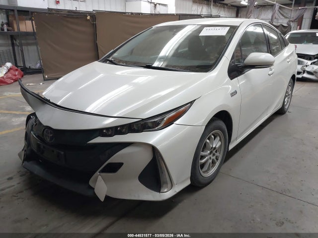 44531577 :رقم المزاد ، JTDKARFP8J3072546 vin ، 2018 Toyota Prius Prime Premium مزاد بيع