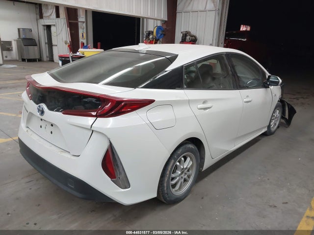 44531577 :رقم المزاد ، JTDKARFP8J3072546 vin ، 2018 Toyota Prius Prime Premium مزاد بيع