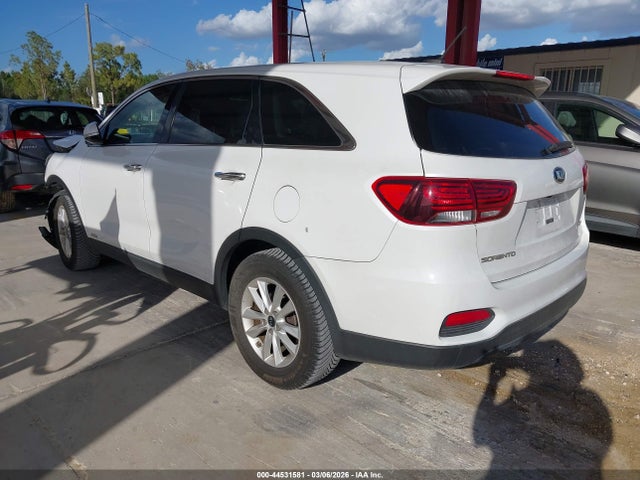 2019 KIA SORENTO 5XYPGDA37KG524852 Photo 2