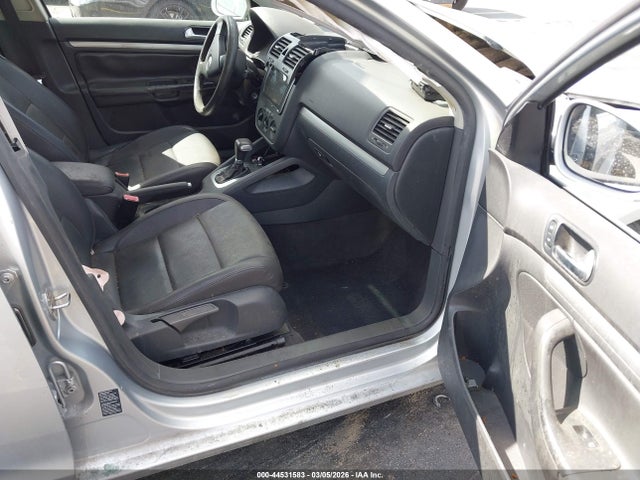 2006 Volkswagen Jetta 2.5 მანქანა იყიდება აუქციონზე, vin: 3VWSG71K86M766140, აუქციონის ნომერი: 44531583