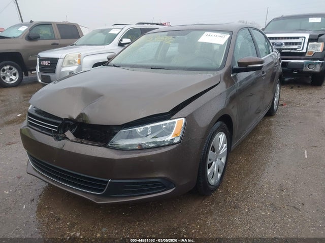 Продаж на аукціоні авто 2013 Volkswagen Jetta 2.5l Se, vin: 3VWDX7AJ8DM443218, номер лоту: 44531592