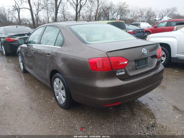 Продаж на аукціоні авто 2013 Volkswagen Jetta 2.5l Se, vin: 3VWDX7AJ8DM443218, номер лоту: 44531592