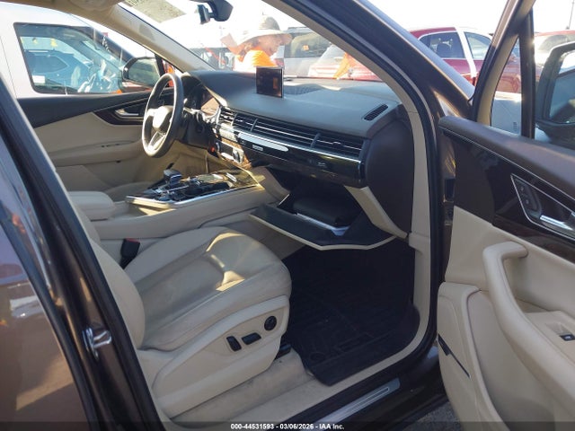 44531593 :رقم المزاد ، WA1VAAF72HD030399 vin ، 2017 Audi Q7 3.0t Premium مزاد بيع