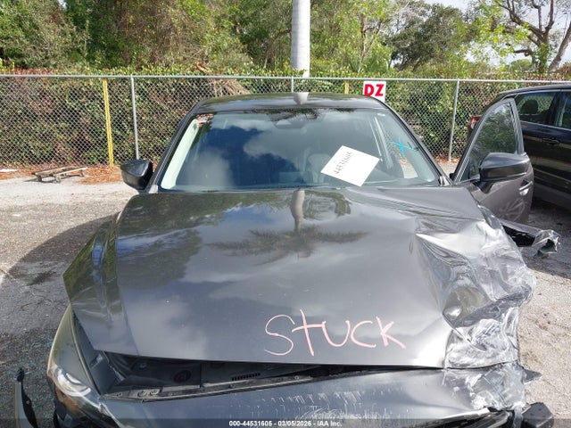 2018 MAZDA MAZDA3 3MZBN1U73JM196924 Photo 9