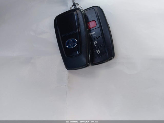 Toyota Corolla Hybrid Le 2022 JTDEAMDE5NJ044142 Image 11