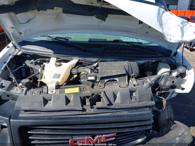 44531646 :رقم المزاد ، 1GTZ7HFG2G1306076 vin ، 2016 Gmc Savana 3500 مزاد بيع