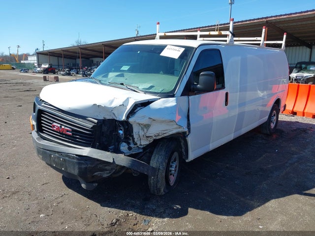 44531646 :رقم المزاد ، 1GTZ7HFG2G1306076 vin ، 2016 Gmc Savana 3500 مزاد بيع