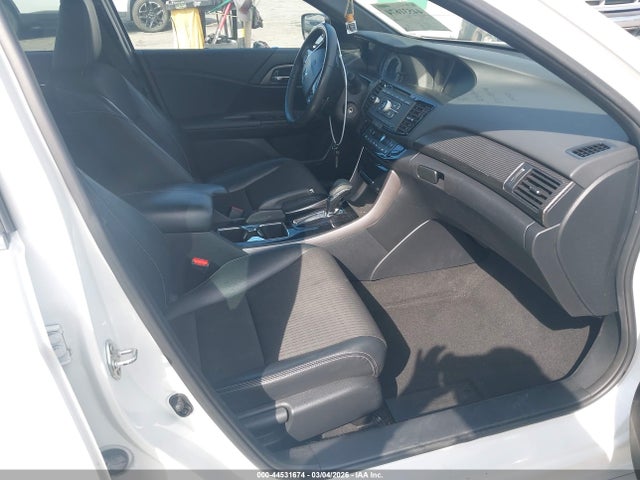 1HGCR2F53HA220838 Honda Accord Sport