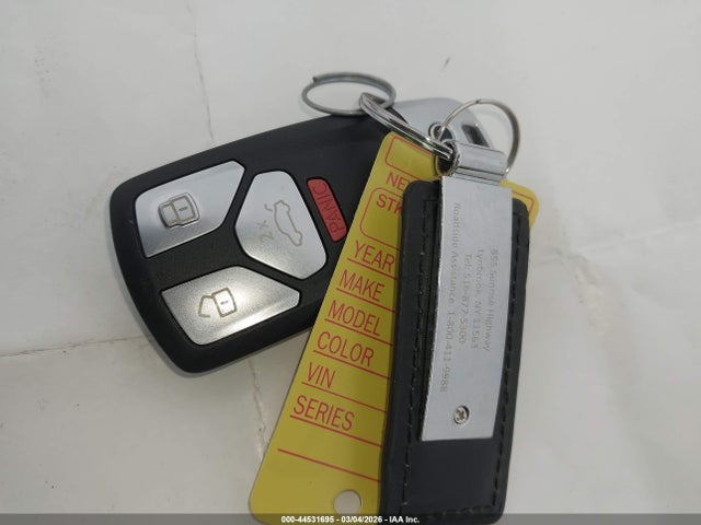 Продажа на аукционе авто 2024 Audi Sq5 Premium Plus Tfsi Quattro Tiptronic, vin: WA1B4AFY3R2025258, номер лота: 44531695