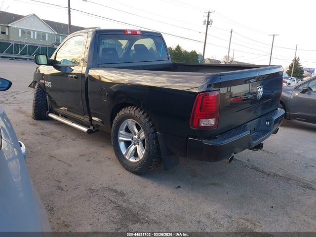 44531702 :رقم المزاد ، 3C6JR7CT3FG572586 vin ، 2015 Ram 1500 Sport مزاد بيع
