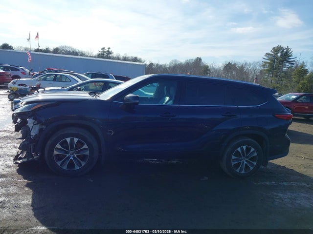Toyota Highlander Xle 2021 5TDGZRBH4MS544564 Image 15
