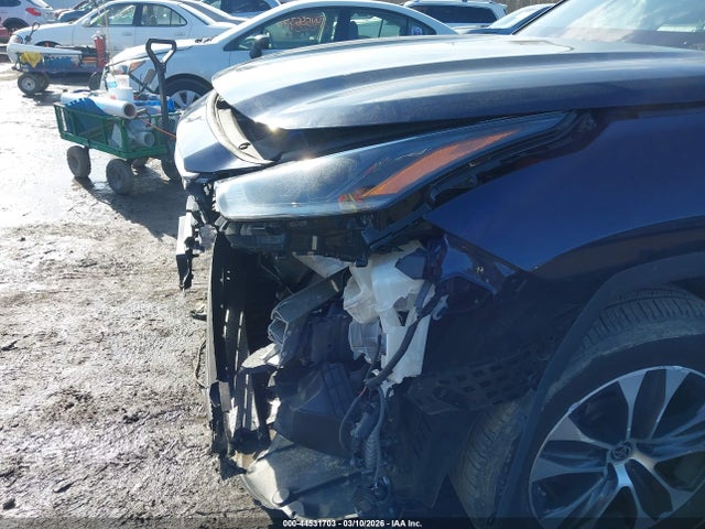 Toyota Highlander Xle 2021 5TDGZRBH4MS544564 Image 19