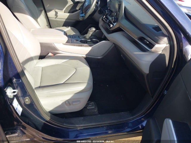 Toyota Highlander Xle 2021 5TDGZRBH4MS544564 Image 5