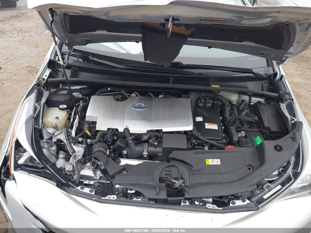 Toyota Prius Two 2017 JTDKBRFUXH3575136 Image 10