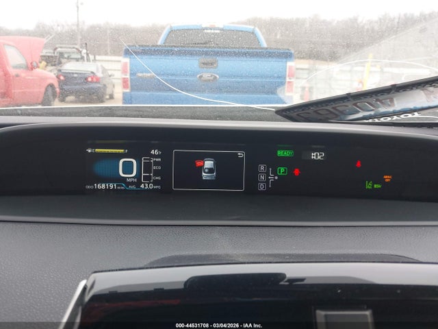 Toyota Prius Two 2017 JTDKBRFUXH3575136 Image 7