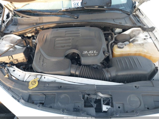2018 Chrysler 300 300s მანქანა იყიდება აუქციონზე, vin: 2C3CCABG4JH142745, აუქციონის ნომერი: 44531710
