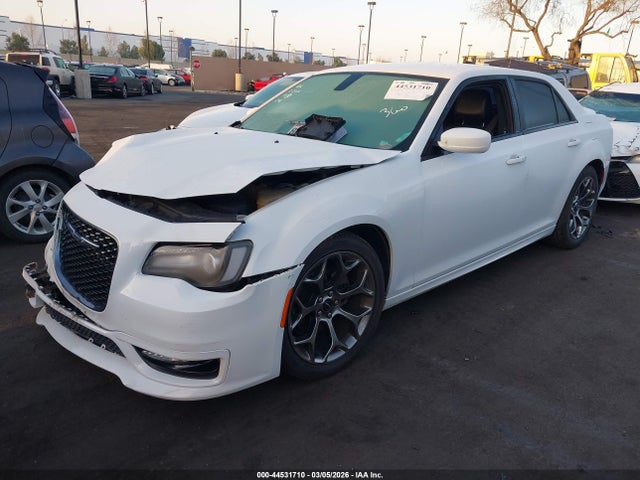 2018 Chrysler 300 300s მანქანა იყიდება აუქციონზე, vin: 2C3CCABG4JH142745, აუქციონის ნომერი: 44531710