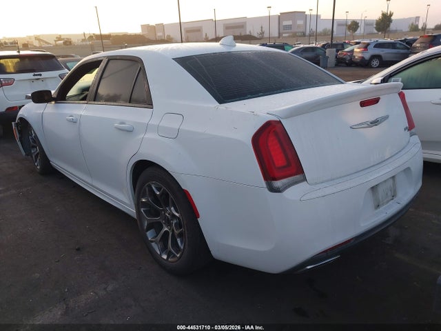 2018 Chrysler 300 300s მანქანა იყიდება აუქციონზე, vin: 2C3CCABG4JH142745, აუქციონის ნომერი: 44531710