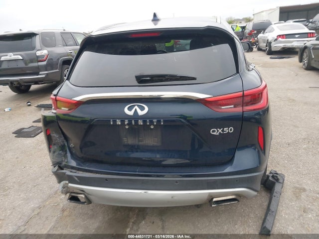 44531721 :رقم المزاد ، 3PCAJ5M17KF103034 vin ، 2019 Infiniti Qx50 Essential مزاد بيع