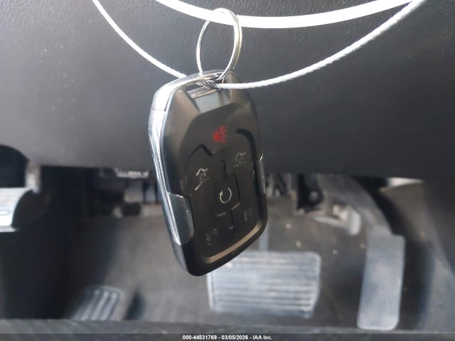 Aukcja sprzedaży 2018 Gmc Yukon Xl Denali, vin: 1GKS1HKJ0JR233338, numer aukcji: 44531769