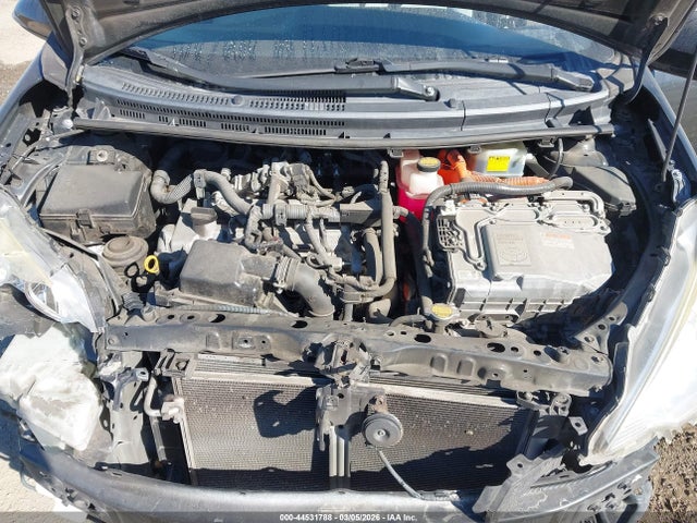 JTDKDTB36E1062378 Toyota Prius C One