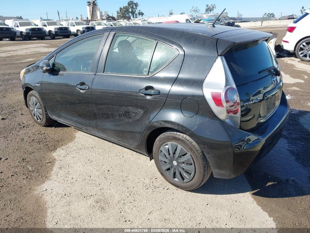 JTDKDTB36E1062378 Toyota Prius C One