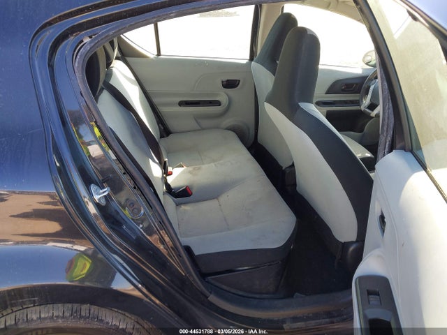 JTDKDTB36E1062378 Toyota Prius C One