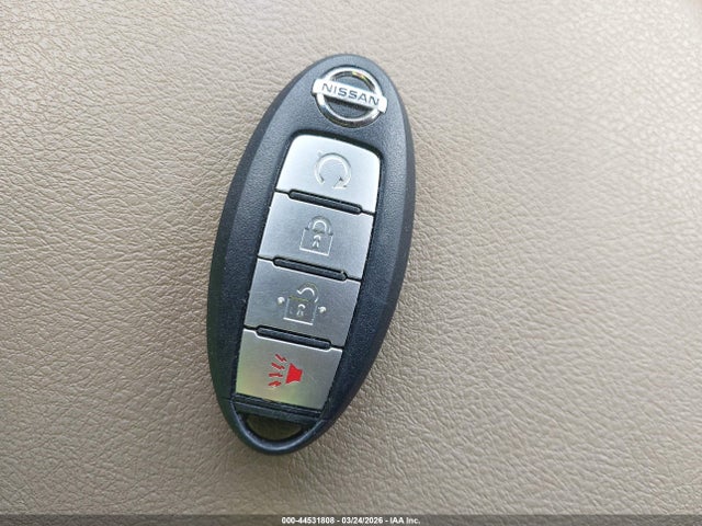 44531808 :رقم المزاد ، KNMAT2MV4HP592910 vin ، 2017 Nissan Rogue Sv مزاد بيع