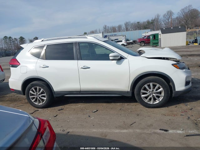 44531808 :رقم المزاد ، KNMAT2MV4HP592910 vin ، 2017 Nissan Rogue Sv مزاد بيع