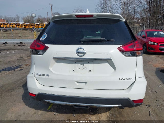 44531808 :رقم المزاد ، KNMAT2MV4HP592910 vin ، 2017 Nissan Rogue Sv مزاد بيع