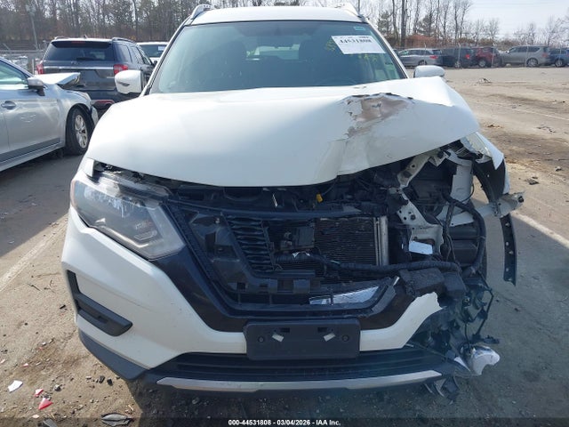 44531808 :رقم المزاد ، KNMAT2MV4HP592910 vin ، 2017 Nissan Rogue Sv مزاد بيع