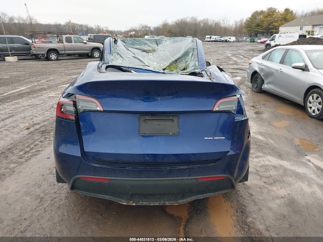 Продаж на аукціоні авто 2024 Tesla Model Y Long Range Dual Motor All-wheel Drive, vin: 7SAYGDEE3RA294650, номер лоту: 44531813