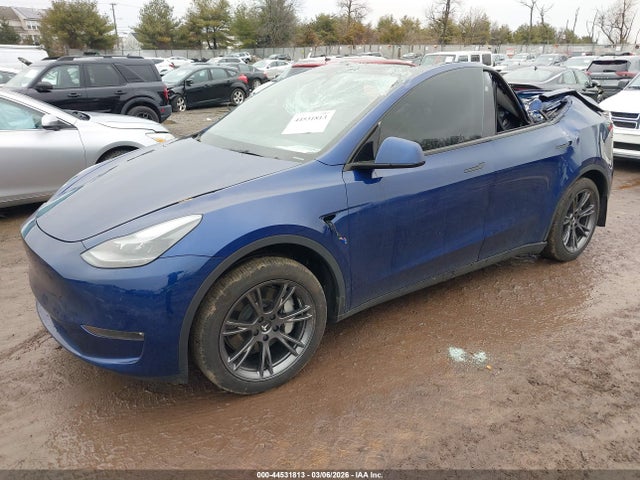 Продаж на аукціоні авто 2024 Tesla Model Y Long Range Dual Motor All-wheel Drive, vin: 7SAYGDEE3RA294650, номер лоту: 44531813