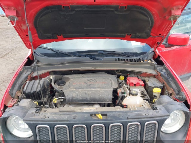 2018 Jeep Renegade Latitude 4x4 მანქანა იყიდება აუქციონზე, vin: ZACCJBBB1JPH69364, აუქციონის ნომერი: 44531821