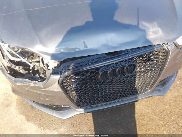 44531830 :رقم المزاد ، WUAC6AFR4EA900251 vin ، 2014 Audi Rs 5 4.2 مزاد بيع