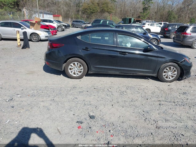 Продажа на аукционе авто 2019 Hyundai Elantra Se, vin: 5NPD74LF5KH405748, номер лота: 44531861