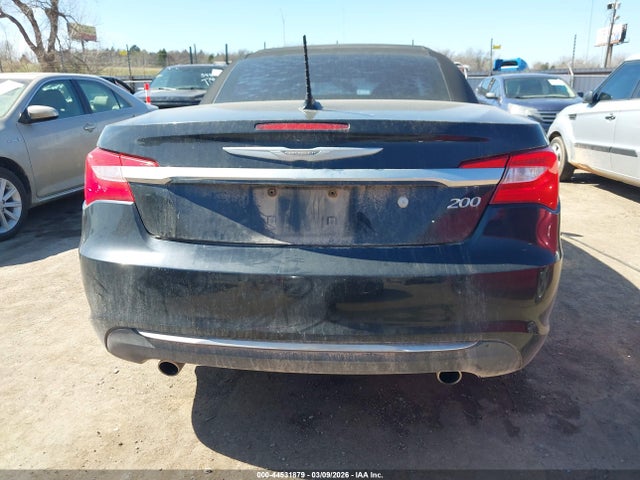 2011 Chrysler 200 Touring მანქანა იყიდება აუქციონზე, vin: 1C3BC2EG7BN620503, აუქციონის ნომერი: 44531879