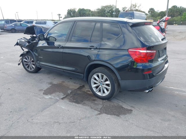 2014 BMW X3 5UXWX9C5XE0D43764 Photo 2