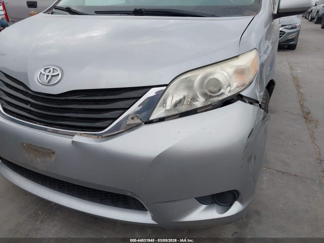2012 TOYOTA SIENNA 5TDKK3DC6CS276032 Photo 5