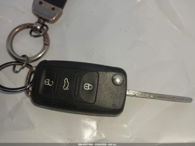 44531960 :رقم المزاد ، 3VW4S7AJ2EM233875 vin ، 2014 Volkswagen Jetta Gli مزاد بيع