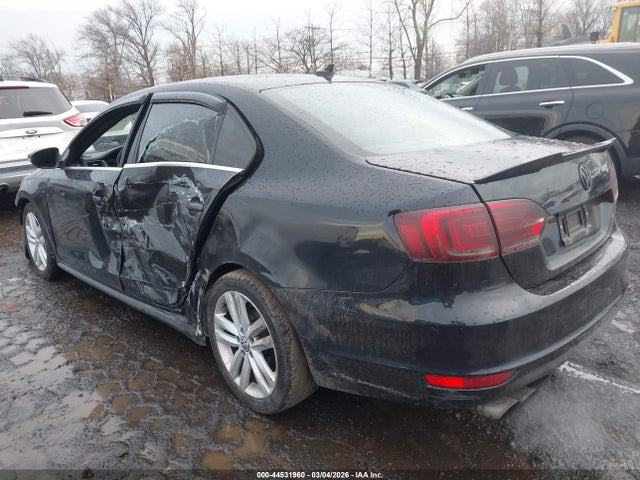44531960 :رقم المزاد ، 3VW4S7AJ2EM233875 vin ، 2014 Volkswagen Jetta Gli مزاد بيع