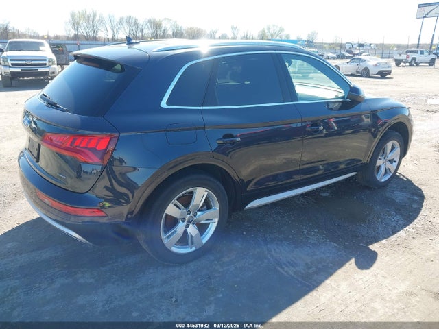 2019 AUDI Q5 WA1CNAFY7K2047836 Photo 3
