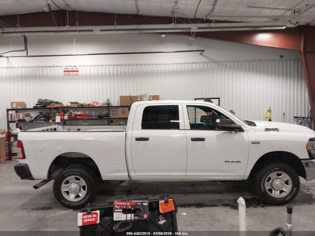 44532010 :رقم المزاد ، 3C6UR5CJ6MG569372 vin ، 2021 Ram 2500 Tradesman  4x4 6'4 Box مزاد بيع